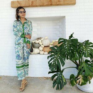 NWT ZARA PANTS SIZE L GREEN